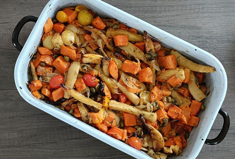 Geröstete Pastinaken mit Kapernvinaigrette Geröstete Pastinaken mit Kapernvinaigrette