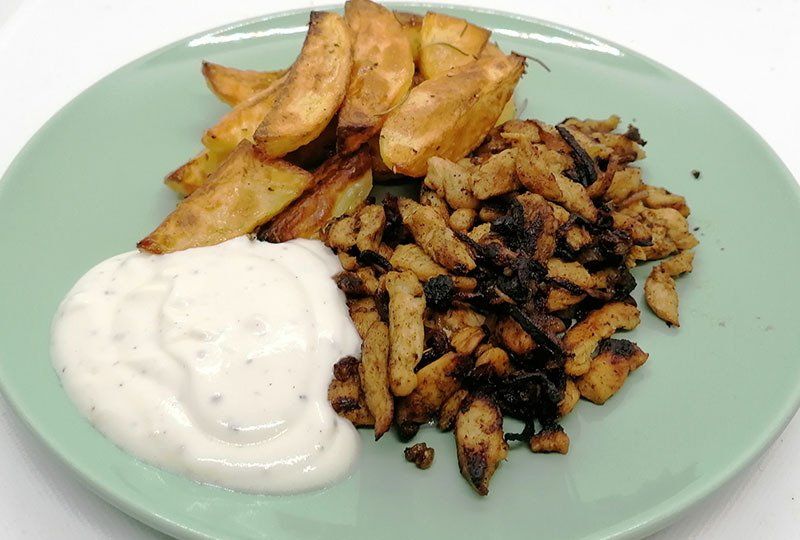 Putengyros mit Rosmarin-Kartoffelecken Putengyros mit Rosmarin-Kartoffelecken