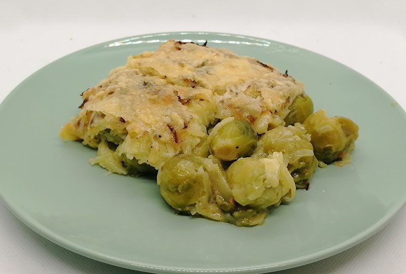 Rosenkohl mit Kartoffel-Käsekruste Rosenkohl mit Kartoffel-Käsekruste