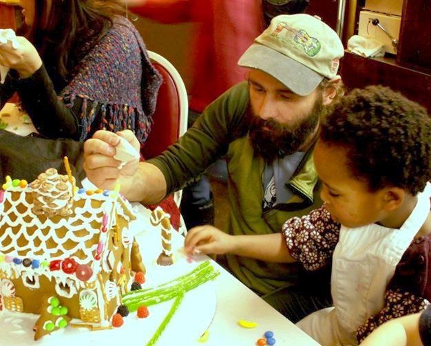 Family Gingerbread House class ©Flying Squirrel Bakery Cafe, LLC