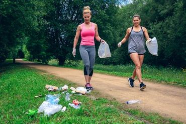 Plogging Müll sammeln und joggen als Teamevent