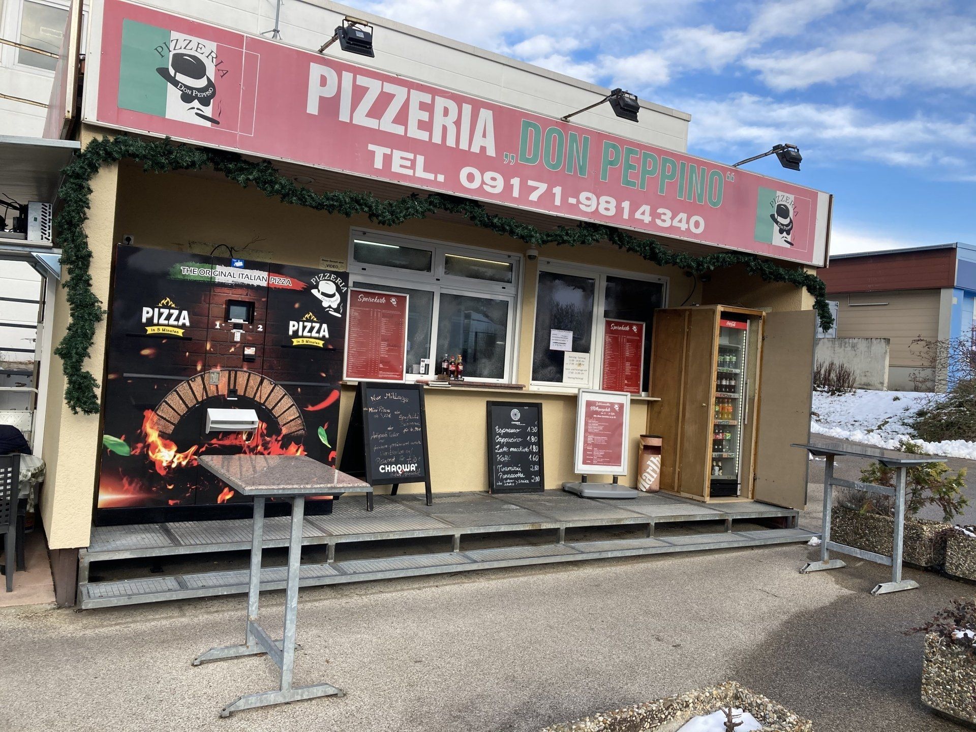 Hallo liebe Leute ??♂️ Wir machen Betriebsurlaub ! Vom 07. August bis einschließlich dem 25.08. August ?. Ab dem 26. August 17:00 Uhr sind wir wieder für euch da ? Bis bald ? Don Peppino ?