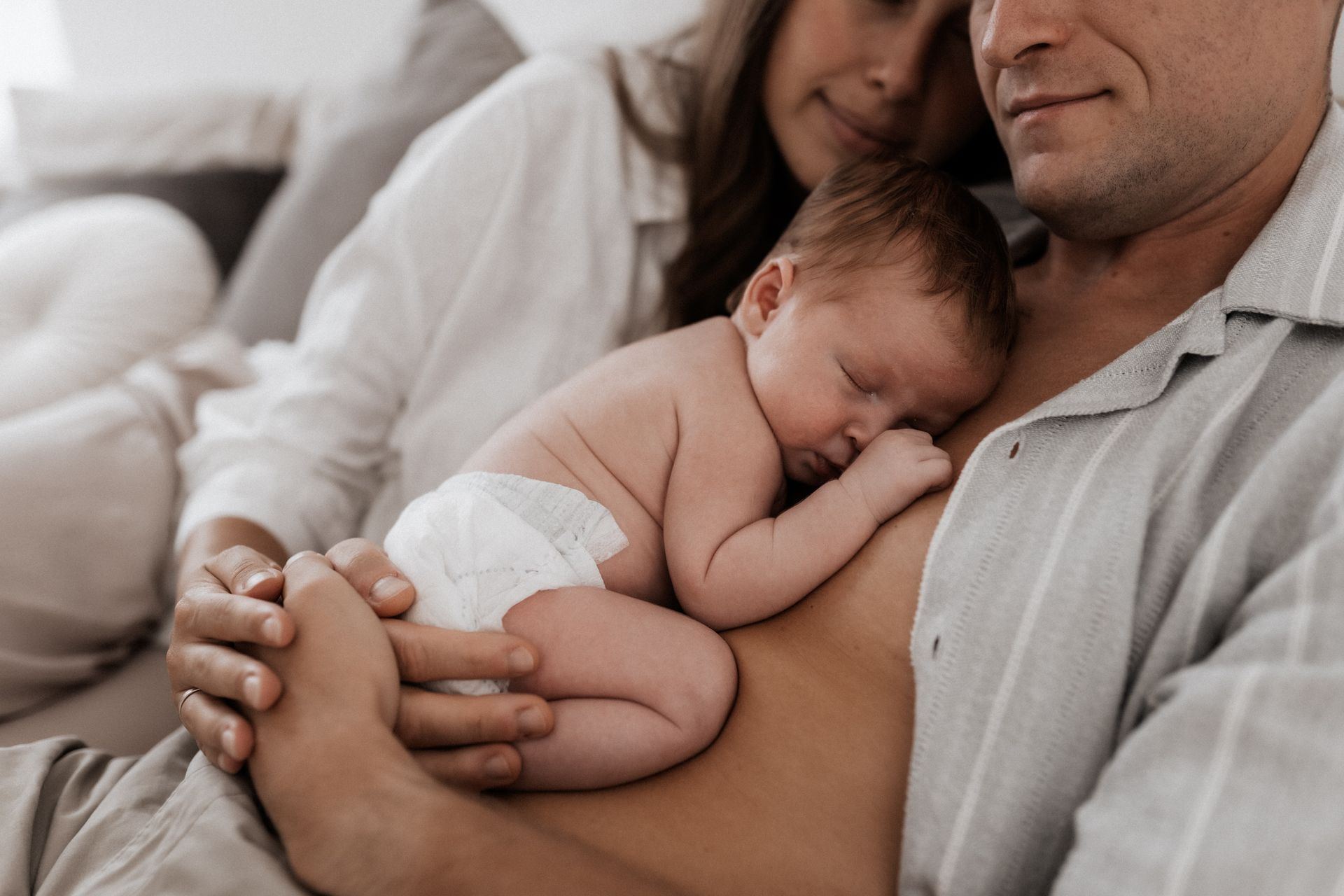 newbornshooting im studio schlafendes baby