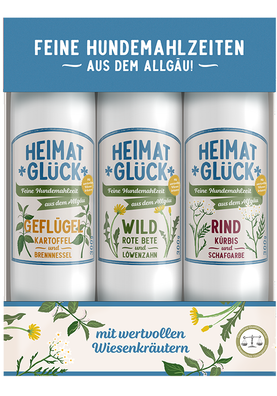 Rind, Kürbis & Schafgarbe Rind 60,5 % (Rindfleisch, Rinderleber, Rinderlunge, Rinderherz, Euter), Rinderfleischbrühe 20 %, Kürbis 6,8 %, Karotten 5 %, Amaranthmehl, Leinsamenmehl, Bierhefe, Mineralstoffe, Eierschalenpulver, Weizenkeimöl, Schafgarbe 0,4 %, Lachsöl, Wiesenkräuter, Algen Analytische Bestandteile: Rohprotein 11,2 % Rohfett 9,8 % Rohfaser 1,0 % Rohasche 1,7 % Feuchtigkeit 71,8 % Calcium 0,3 % Phosphor 0,2 % Wild, Rote Bete & Löwenzahn Wildfleisch und Rind 62,7 % (Wildfleisch, Rinderleber, Rinderlunge, Rinderherz), Rinderfleischbrühe 20 %, Kartoffel 6,6 %, Rote Bete 2,7 %, Amaranthmehl, Leinsamenmehl, Bierhefe, Mineralstoffe, Eierschalenpulver, Weizenkeimöl, Löwenzahn 0,5 %, Lachsöl, Wiesenkräuter, Algen Analytische Bestandteile: Rohprotein 13,9 % Rohfett 7,5 % Rohfaser 0,9 % Rohasche 2,2 % Feuchtigkeit 70,8 % Calcium 0,3 % Phosphor 0,2 % Geflügel, Kartoffel & Brennnessel Geflügel 60 % (Putenfleisch, Putenleber, Hühnerherz, Hühnermagen), Geflügelfleischbrühe 23 %, Kartoffeln 5 %, Haferflocken 3,9 %, Amaranthmehl, Leinsamenmehl, Bierhefe, Mineralstoffe, Eierschalenpulver, Weizenkeimöl, Brennnessel 0,6 %, Lachsöl, Wiesenkräuter, Algen Analytische Bestandteile: Rohprotein 11,1 % Rohfett 5,8 % Rohfaser 0,6 % Rohasche 3,9 % Feuchtigkeit 73,5 % Calcium 1,0 % Phosphor 0,4 %