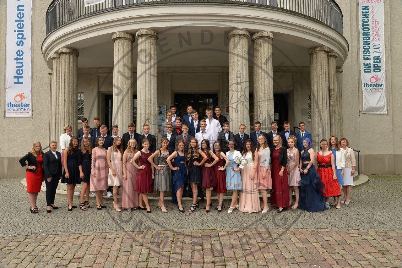 Jugendweihe; offene Jugendarbeit; Namensweihe in Stralsund, Grimmen, auf Rügen in Binz und Putbus