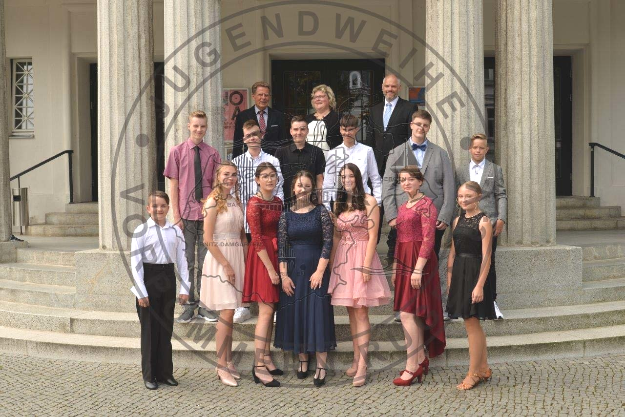 Jugendweihe; offene Jugendarbeit; Namensweihe in Stralsund, Grimmen, auf Rügen in Binz und Putbus