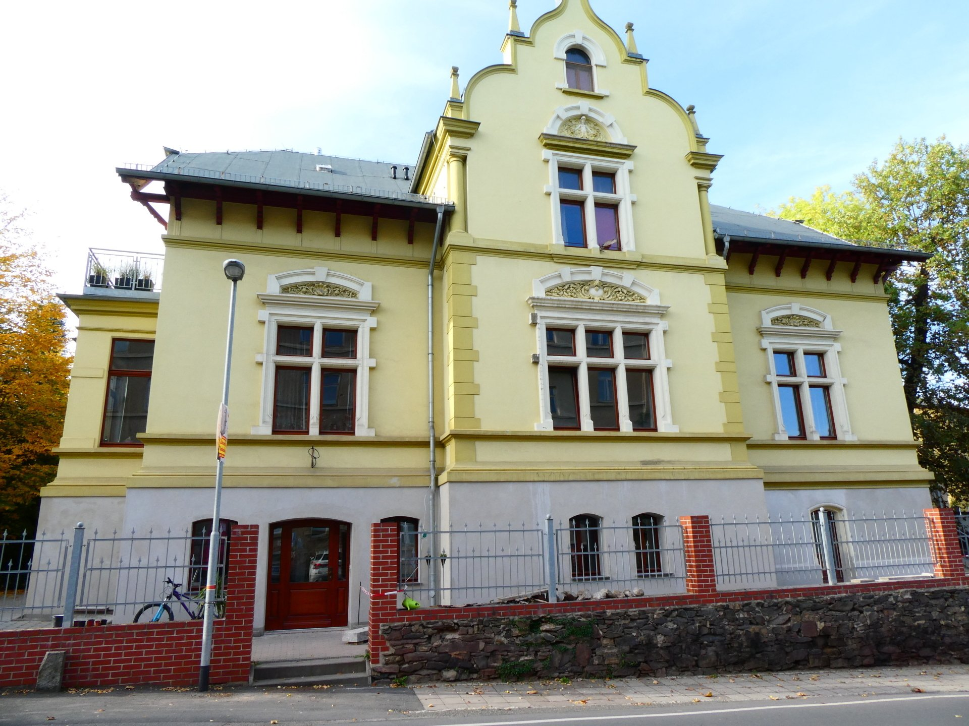 Planungsbüro Sprigade in sanierter Villa in Pößneck