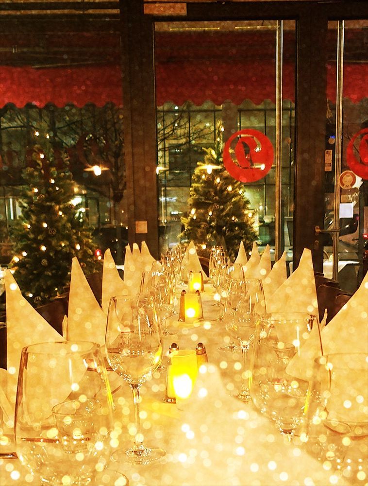 Weihnachtsfeier im Café Dupont München