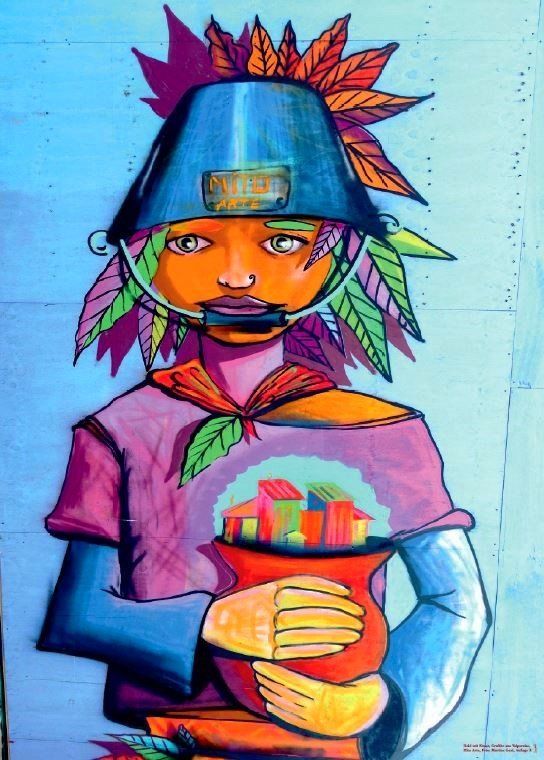 Valparaíso, Puerto de Santiago: eng an eng reihen sich die zahlreichen Hügel um den Meeressaum, in dessen Zentrum der geschäftige Industriehafen und dicke Frachter liegen. Die Stadt hat durch das Nebeneinander von Armut, gepflegtem Ambiente und Verfall ein herbes Flair und beeindruckt durch unendliche Treppen, Ziehpfade, Standseilbahnen und Häuser, die sich mit unsichtbaren Tatzen Halt in den oft steilen Hangabbrüchen suchen. Fröhliches Treiben also treppauf, treppab, das mit bunt getünchten Häusern und phantasievollen StreetArt-Bildern am Wegesrand zu ausgiebigen Erkundungsgängen animiert. Wir empfehlen das Hotel Bristol auf dem Cerro Concepción zum Ausruhen und das gleichnamige Restaurant zur abendlichen Einkehr mit Terrasse und Blick auf den Pazifik. Geschenkpapier Chile Street Art