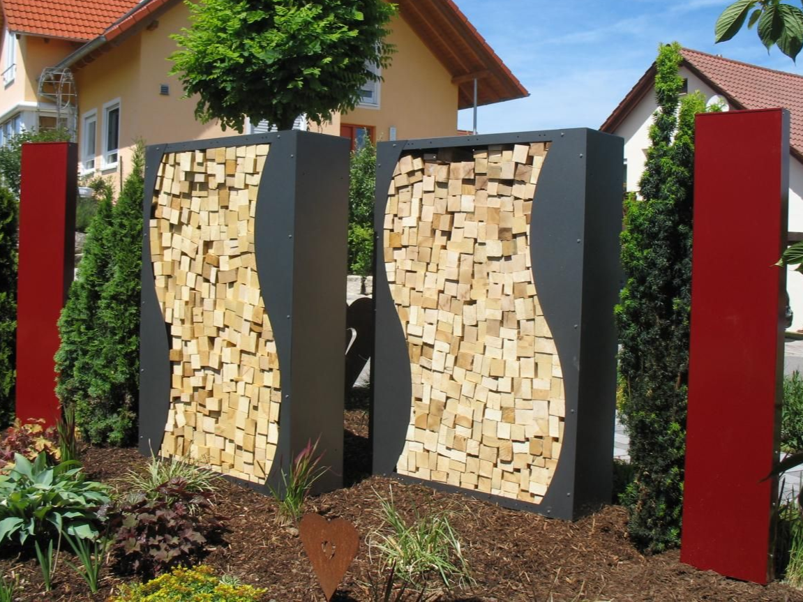 Kaminholzregal Metall beschichtet Dunkelgrau mit Wellen Dekoration