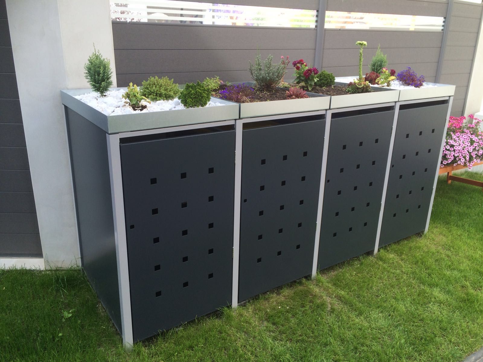 Metall Mülltonnenbox für vier Tonnen 240 Liter