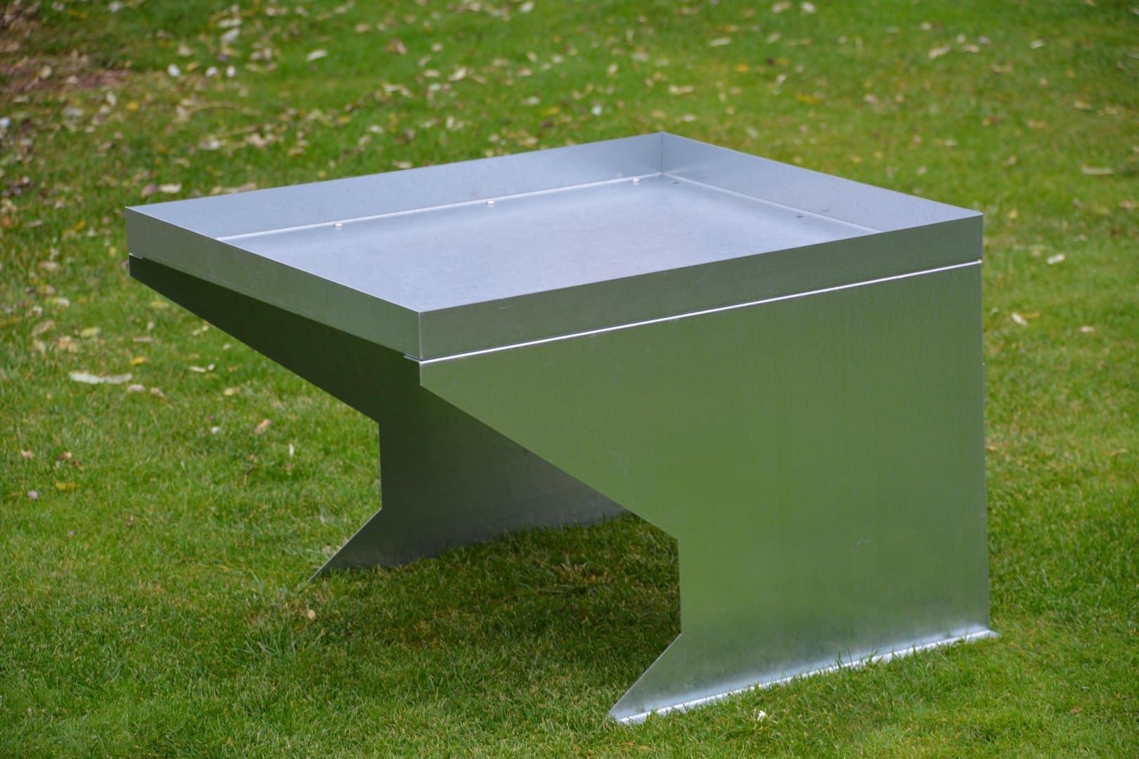 Mährobotergarage Metall verzinkt mit Pflanzdach