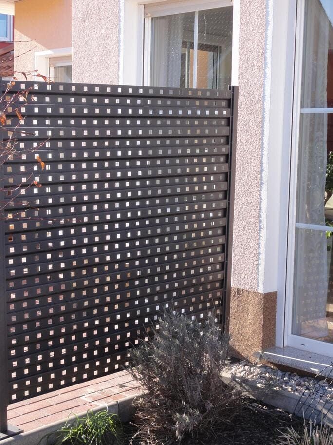 Metall Sichtschutz Zaun beschichtet