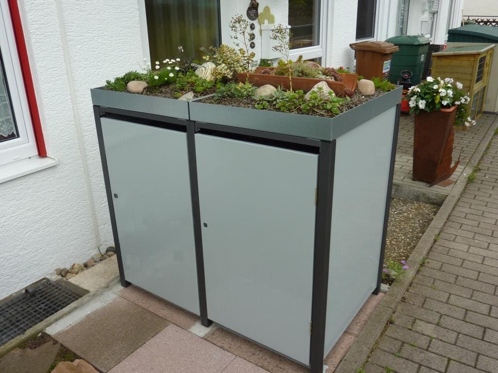 Metall Mülltonnenbox für zwei Tonnen 240 Liter begrünt