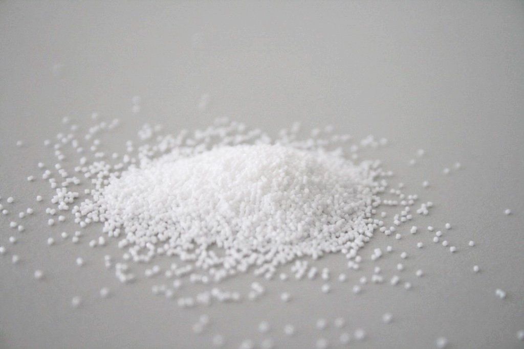 Polycarbonate blasting media