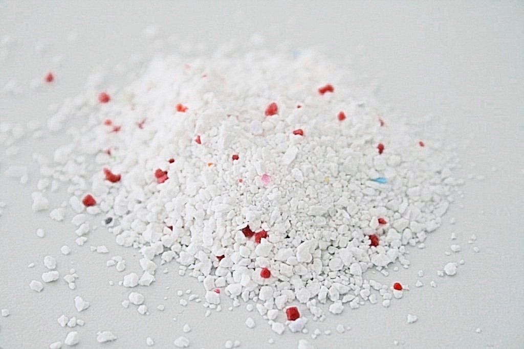 plastic blasting media