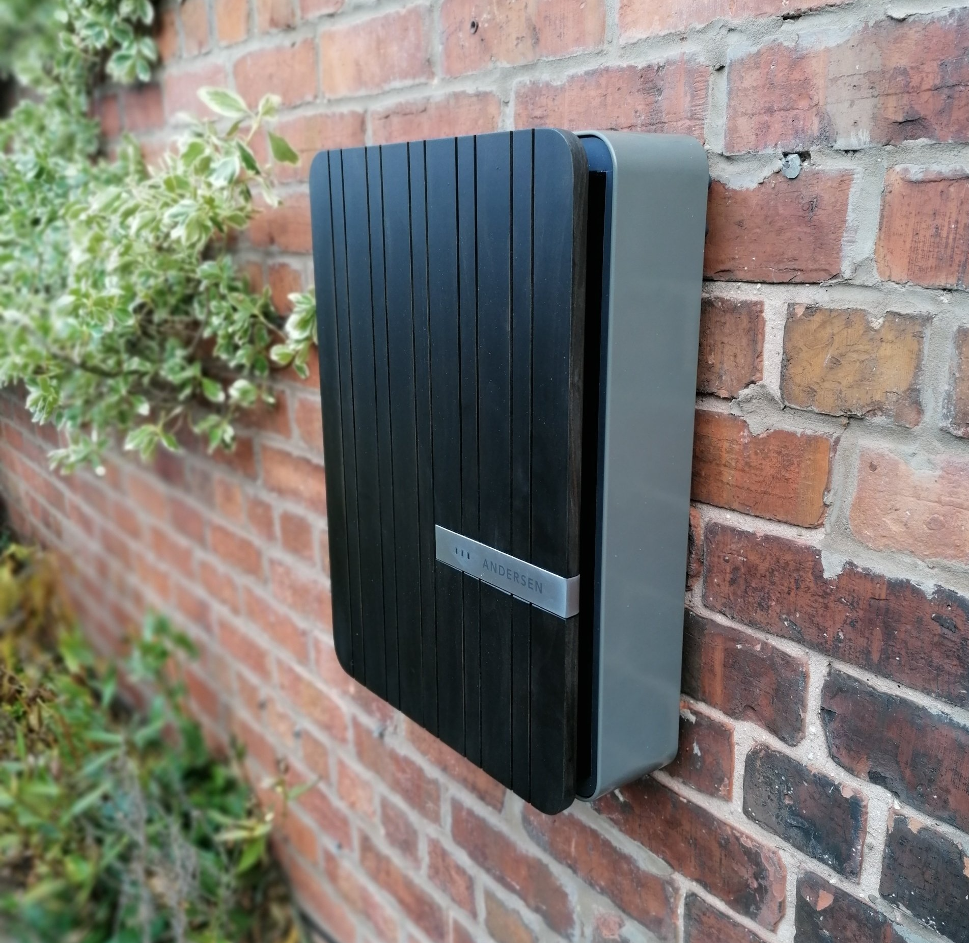 Andersen A2, Charcoal Andersen A2 EV charge point