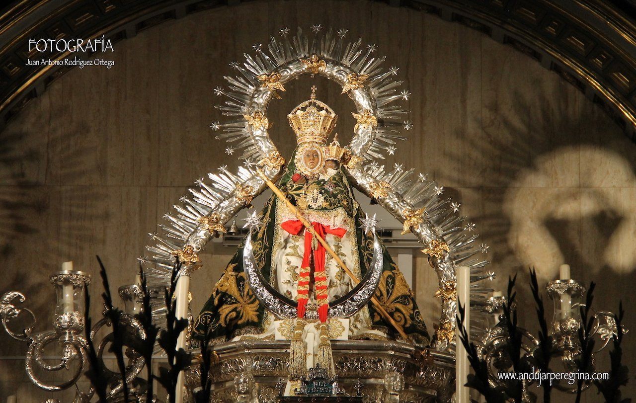 Virgen de la Cabeza con manto procesional principios siglo XX manto antiguo virgen de la cabeza