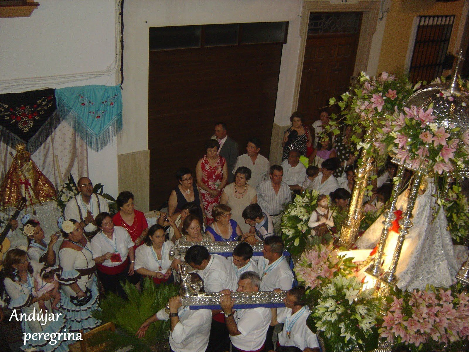 Virgen de la Cabeza de Baena llevada a hombros en procesión