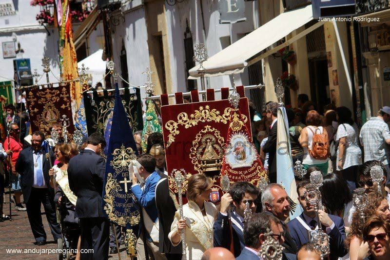Cofradías filiales en la procesión de la Morenita en Córdoba cofradias filiales procesion en Cordoba