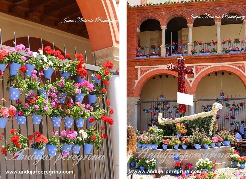 Cruces de Mayo y Patios de Córdoba Cruz de Mayo en patios de Cordoba