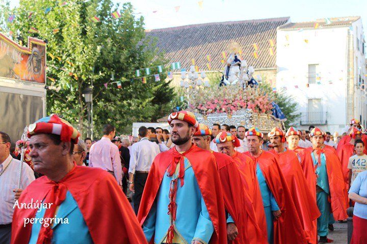 Desfile de Moros en Campillo de Arenas fiestas patronales moros y cristianos en Campillo de Arenas