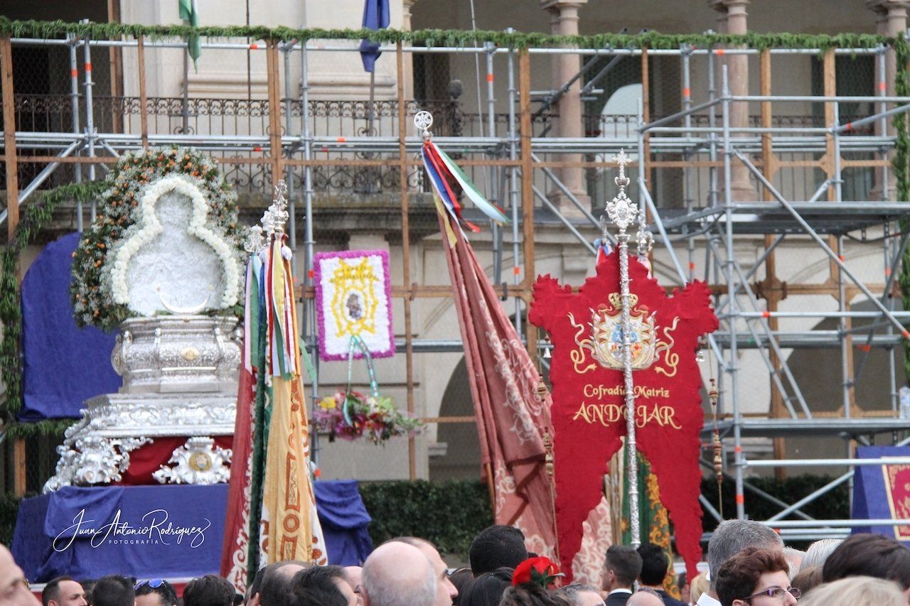 Cofradía Matriz el Jueves de Romería Cofradia Matriz Ofrenda de Flores