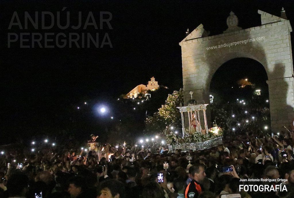 procesion aparicion virgen de la cabeza