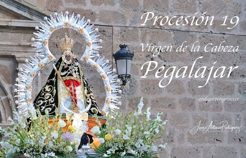 La Morenita de Pegalajar en procesión procesion Virgen de la Cabeza Pegalajar Jaen