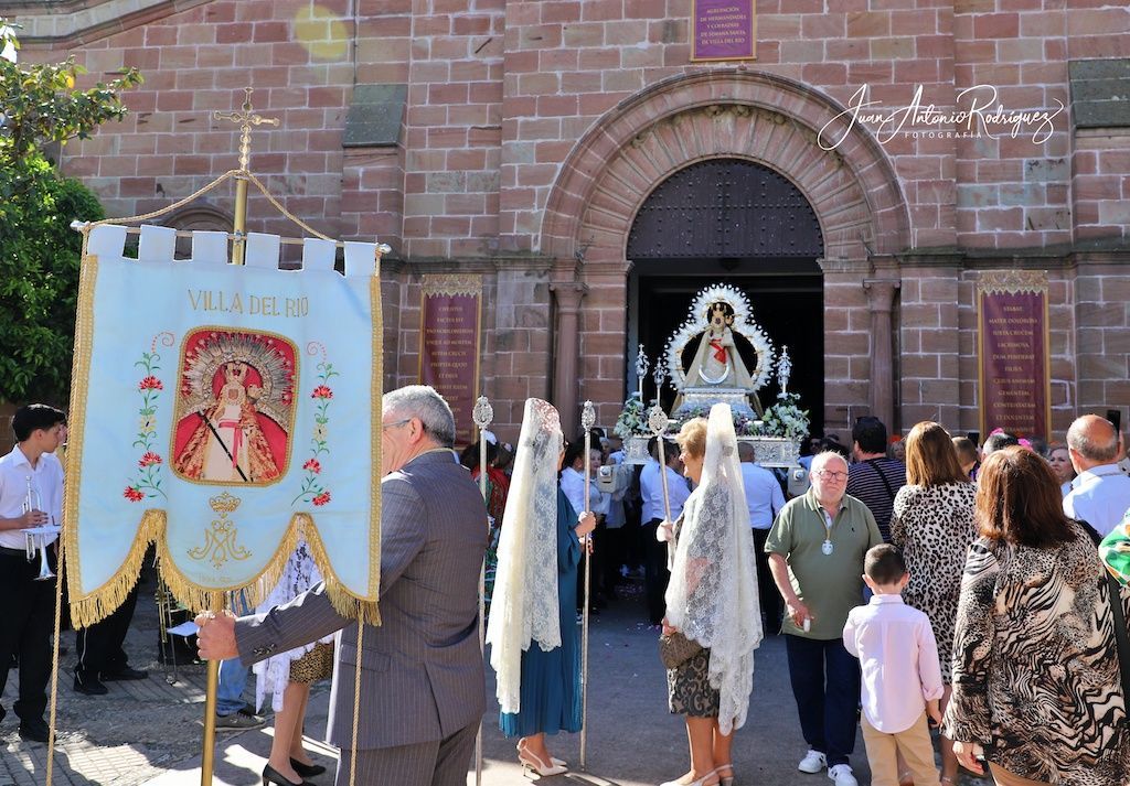 Virgen de la Cabeza en la iglesia de Villa del Rio