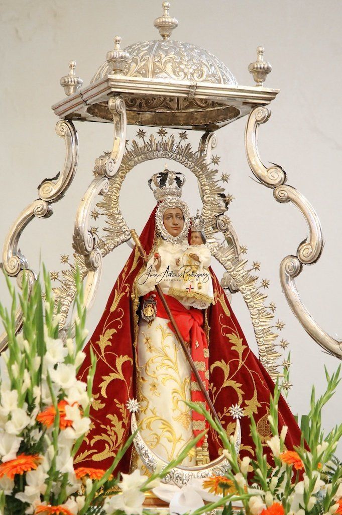 imagen de la Virgen de la Cabeza de Bujalance juan martinez cerrillo virgen Bujalance