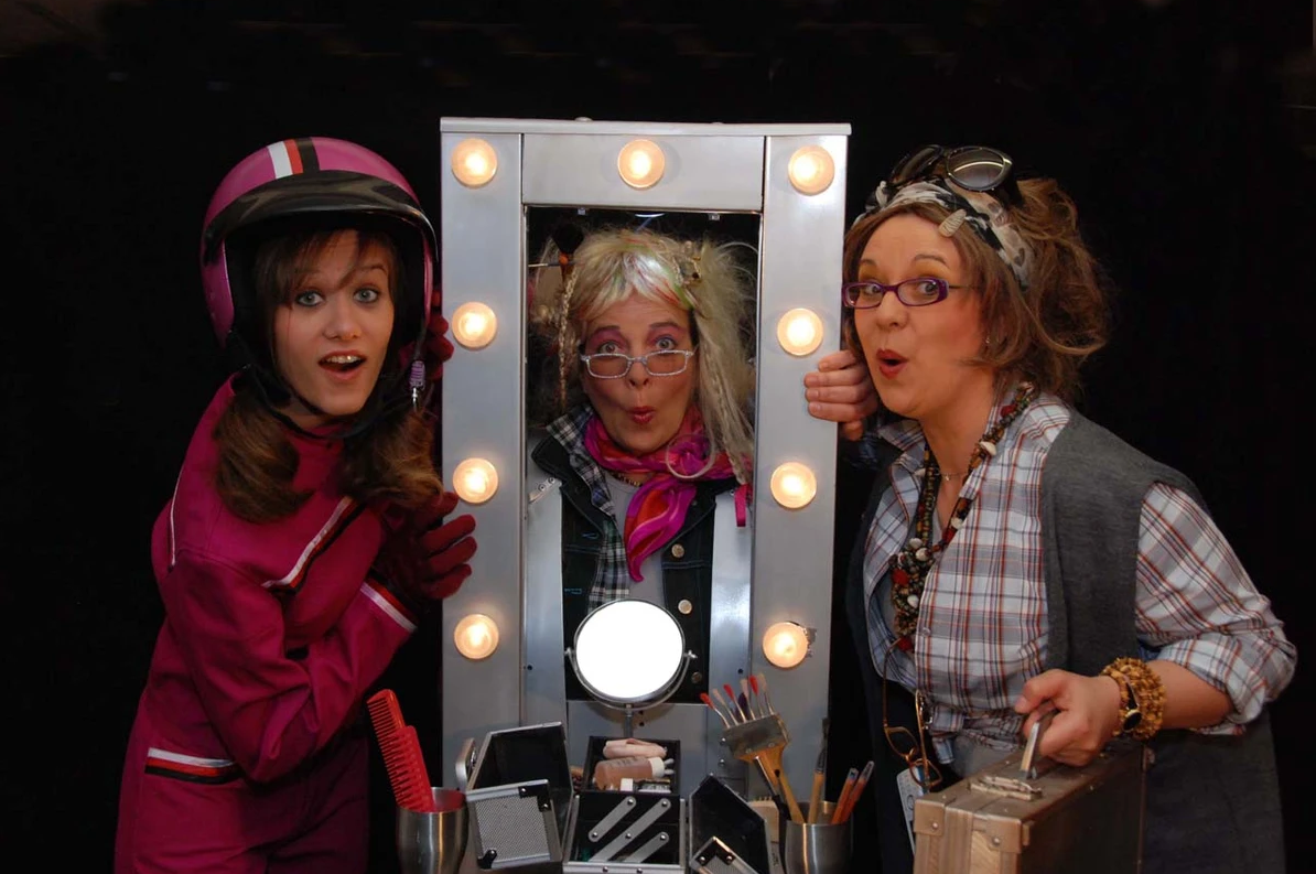 Avant-Première Avant-Première