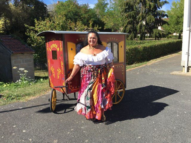 La Roulotte Enchantée La Roulotte Enchantée