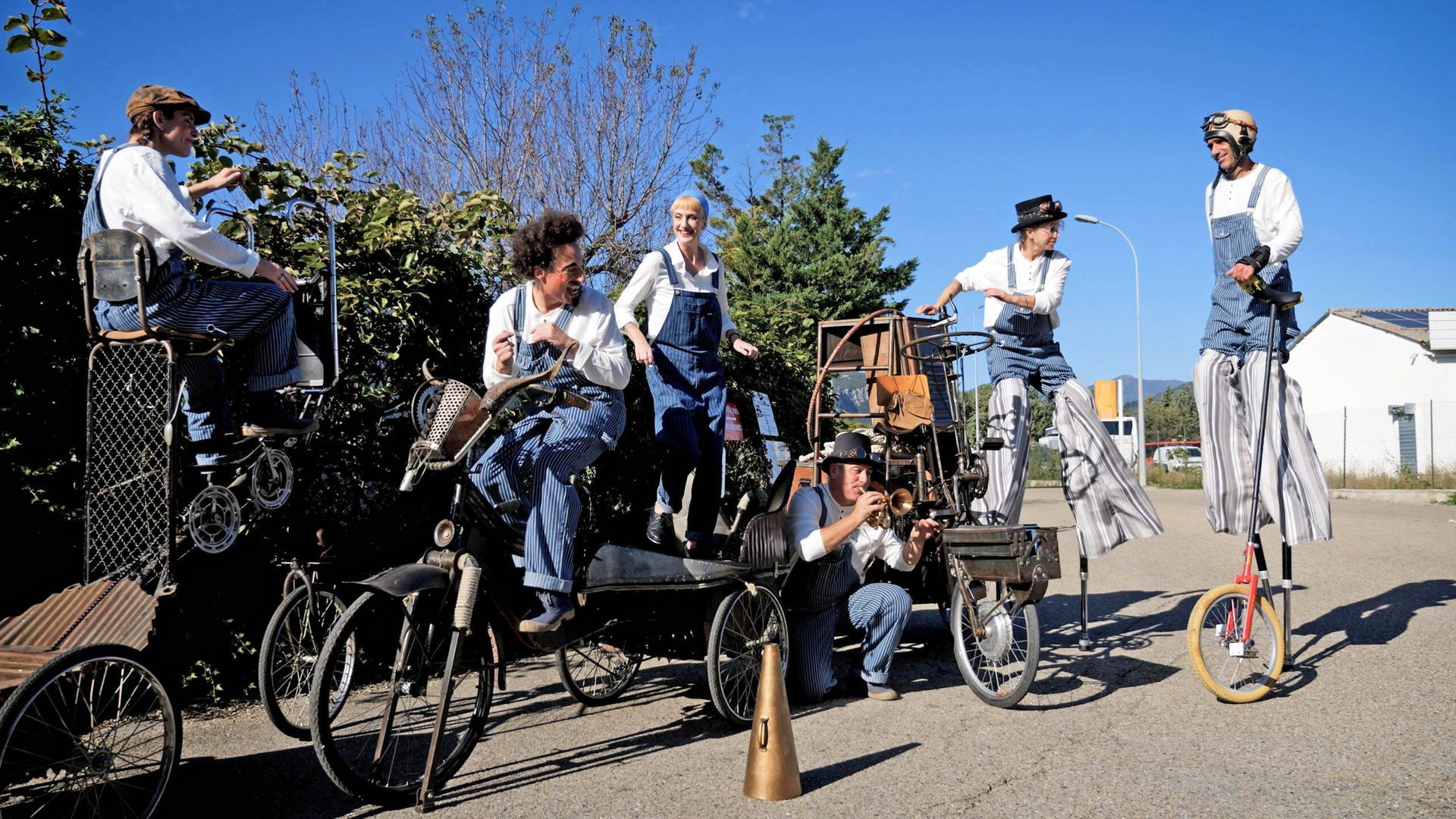 Le Bal des Roues Le Bal des Roues