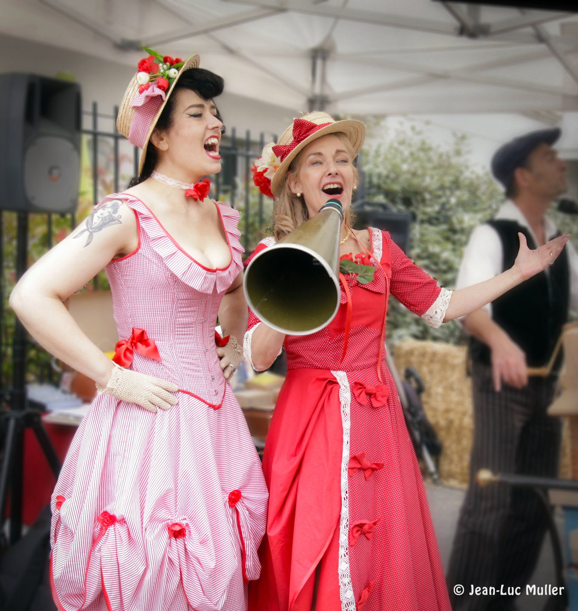 Le p’tit caf’conc’Musette Le p’tit caf’conc’Musette