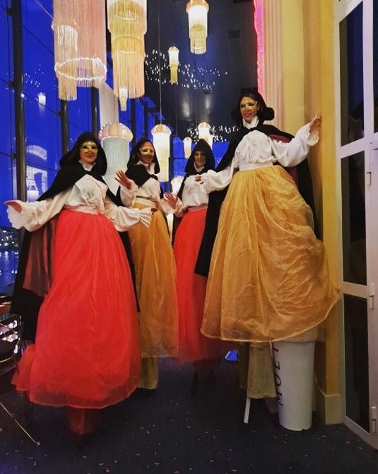 Les Mystérieuses Les Mystérieuses