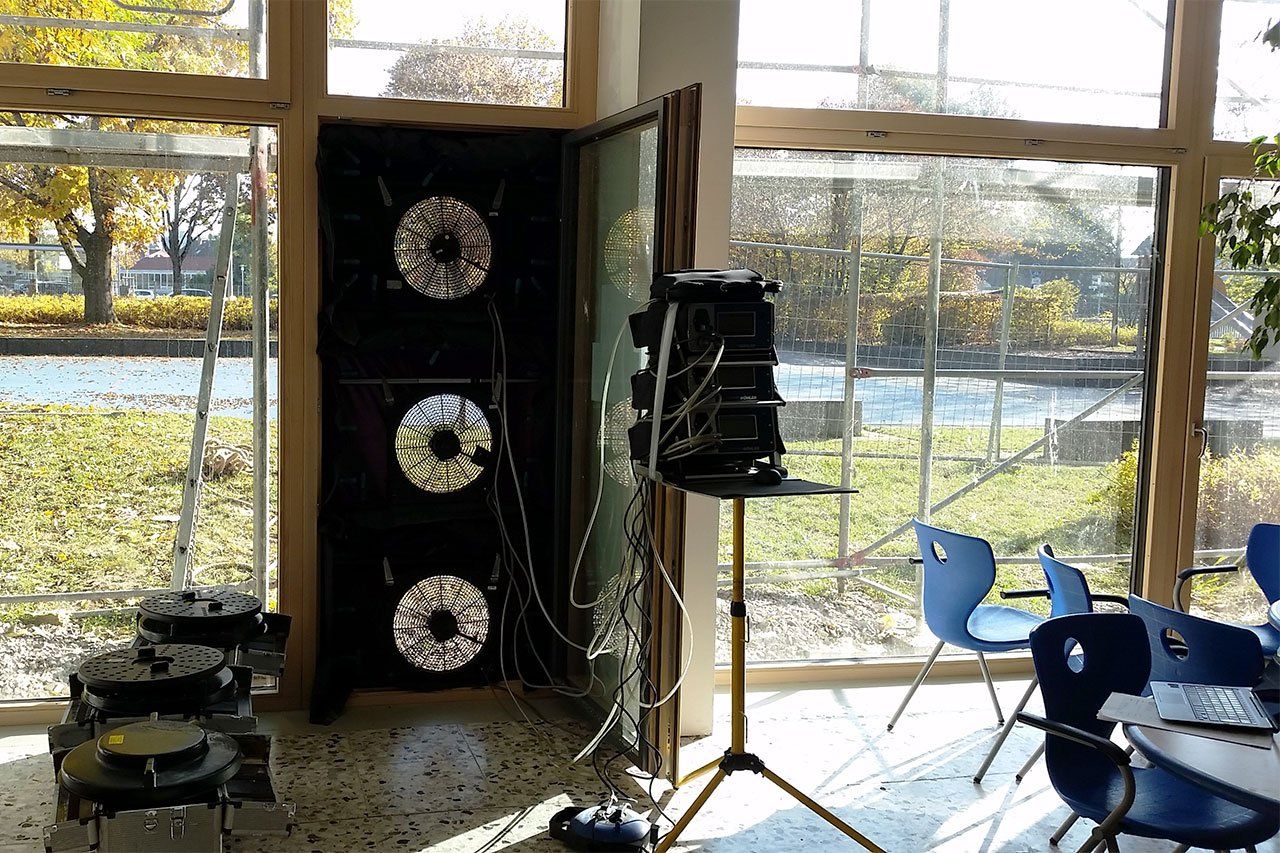 Hier klicken zum Thema ... Blower-Door-Test