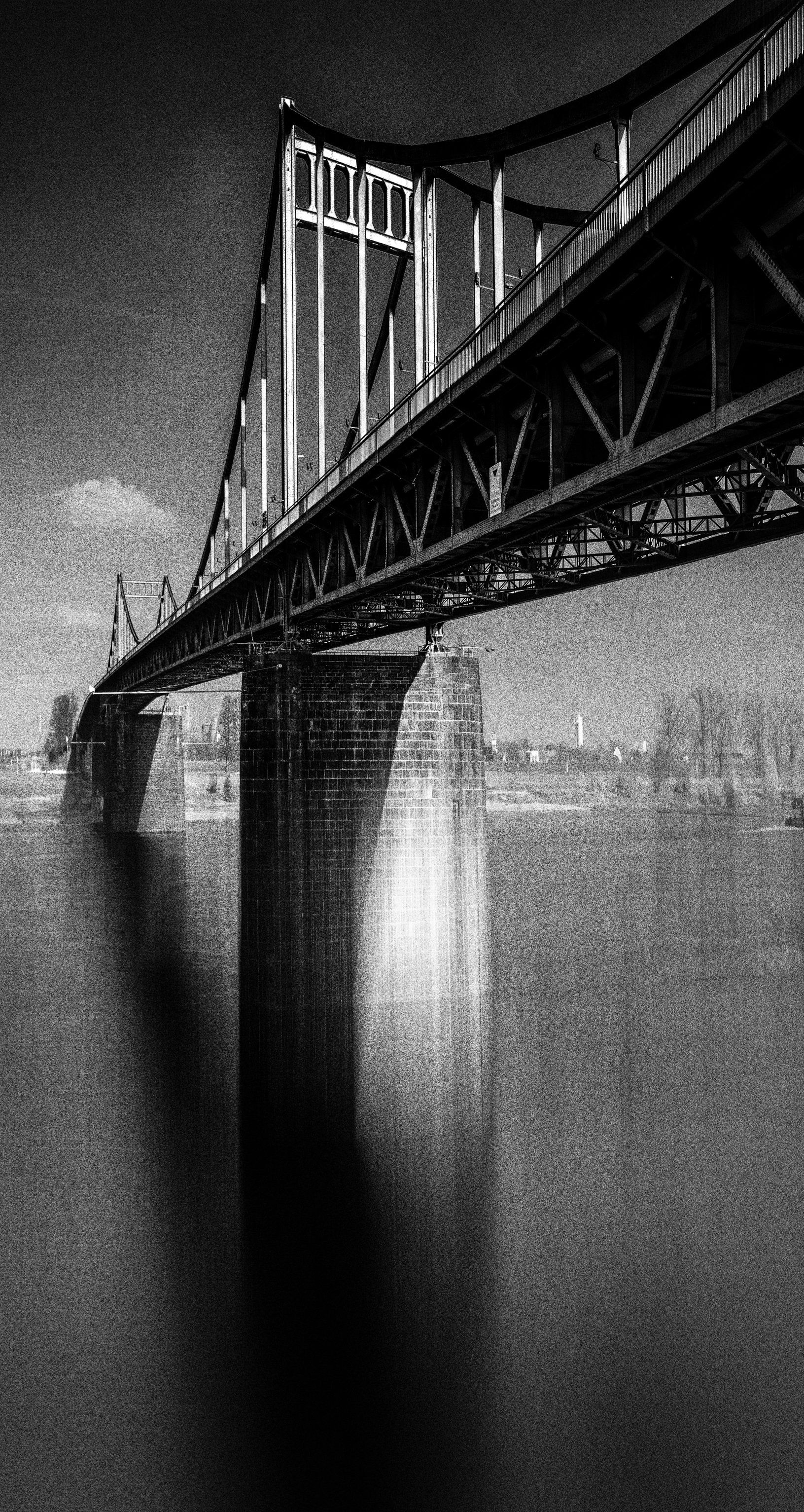 Rheinbrücke Krefeld