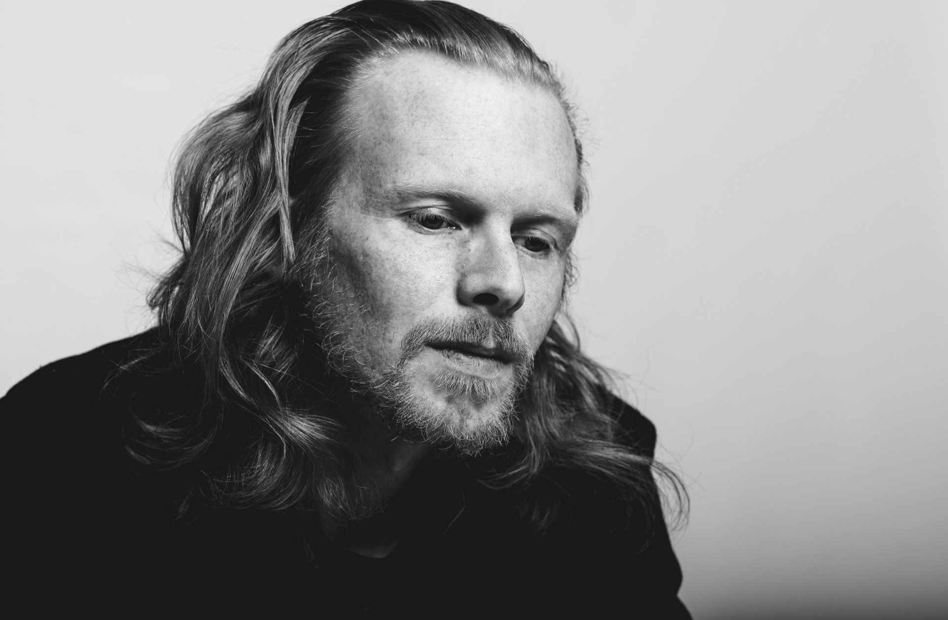 Portrait Studio Schwarz Weiß