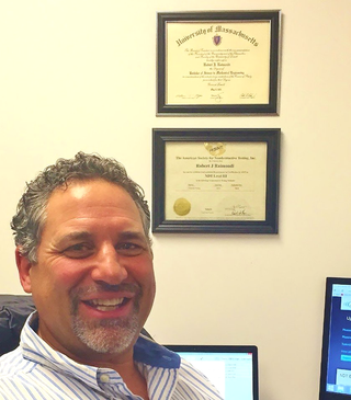 Photograph of Robert Raimondi