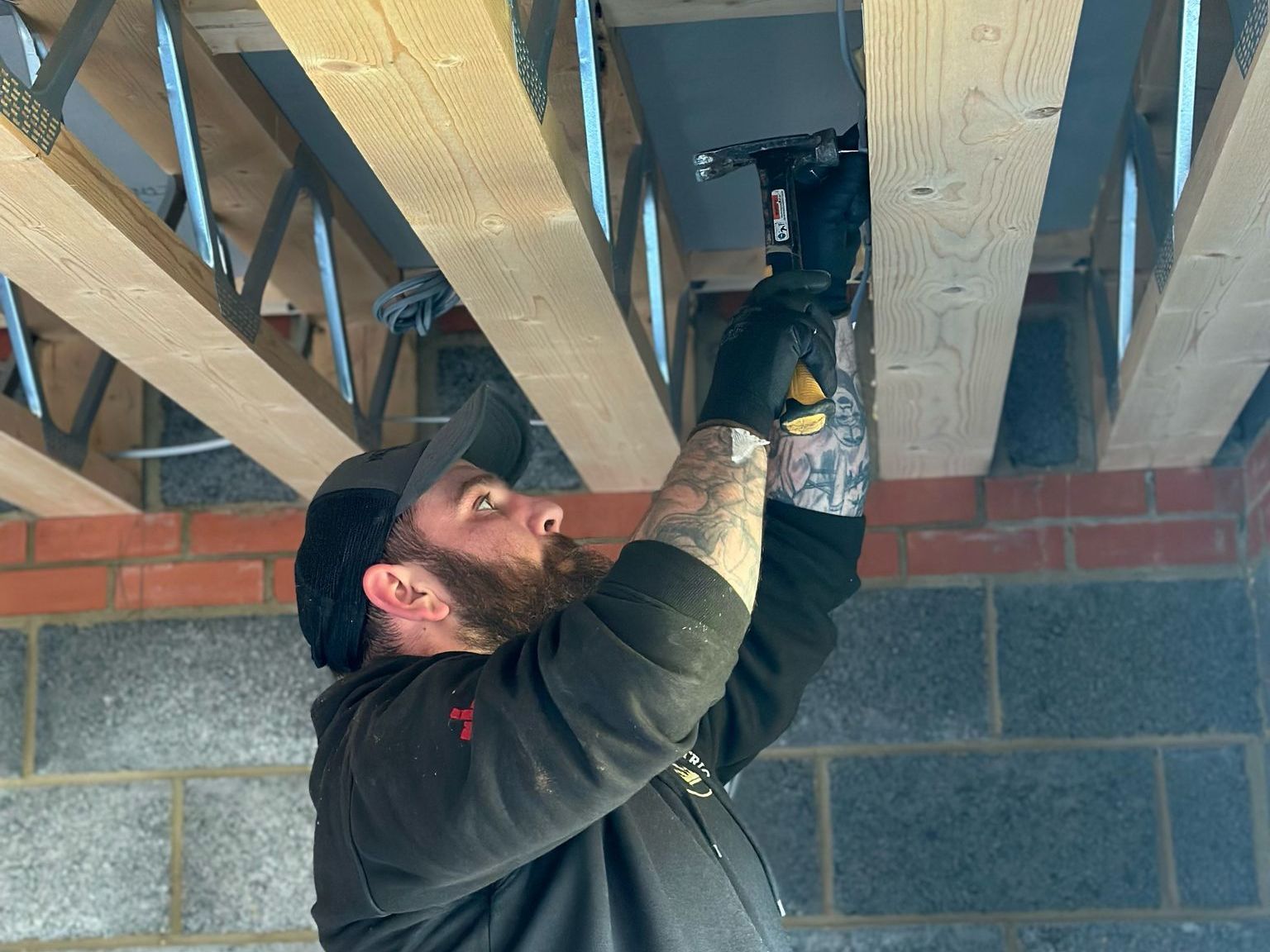 Electrician in Bracknell Ascot Wokingham Warfield Windsor Crowthorne Binfield Winnersh Camberley Sunningdale