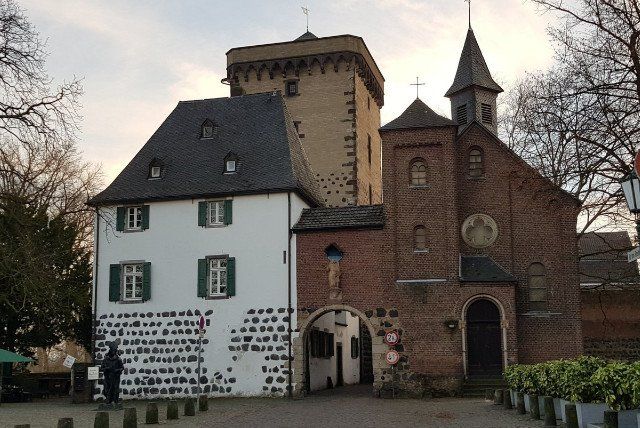 Rafting Marktplatz Zons Marktplatz Zons Meyer-Rafting