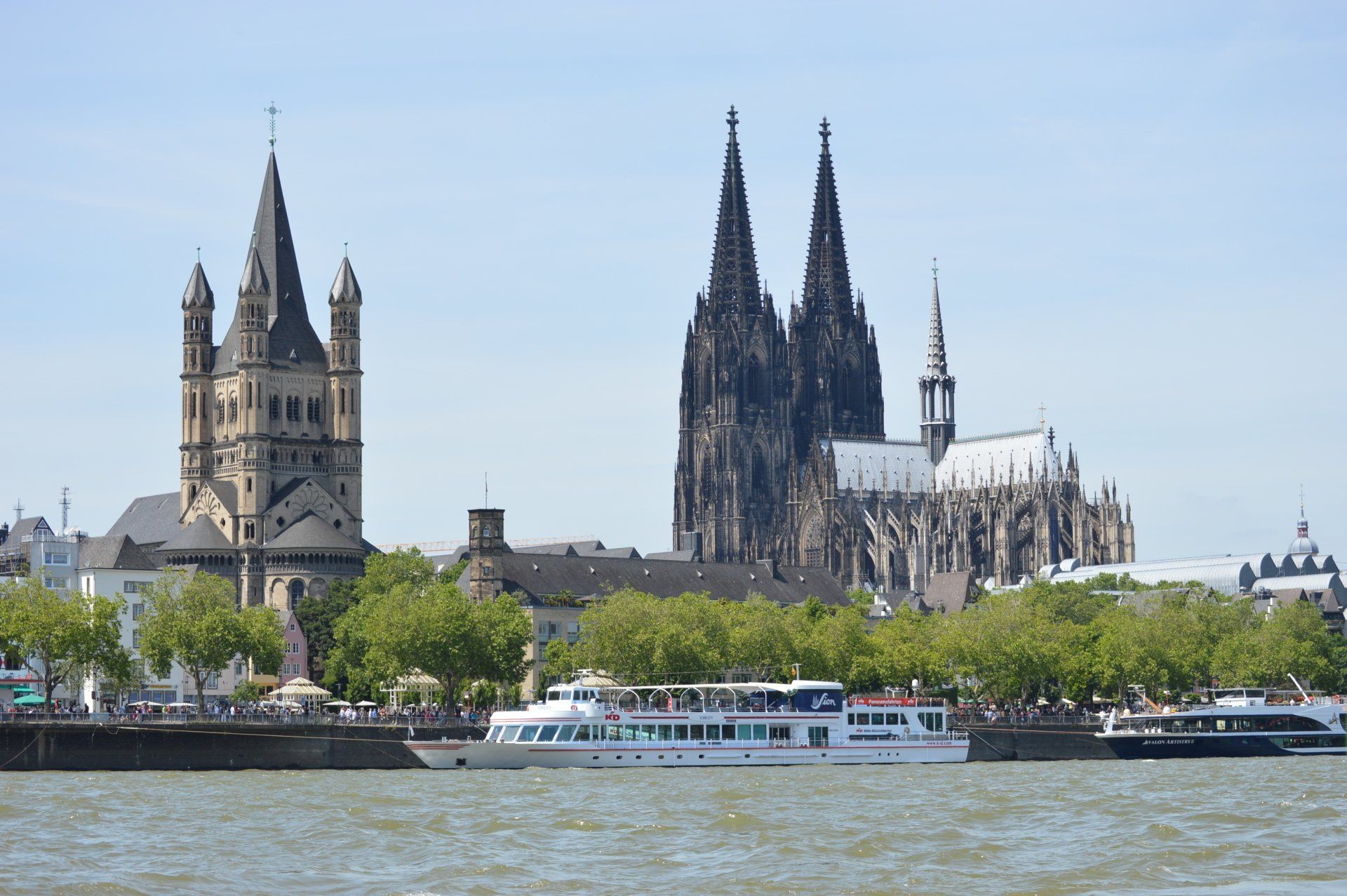 Rafting Tour auf dem Rhein  M2 Kölner Brücken und Panorama Tour