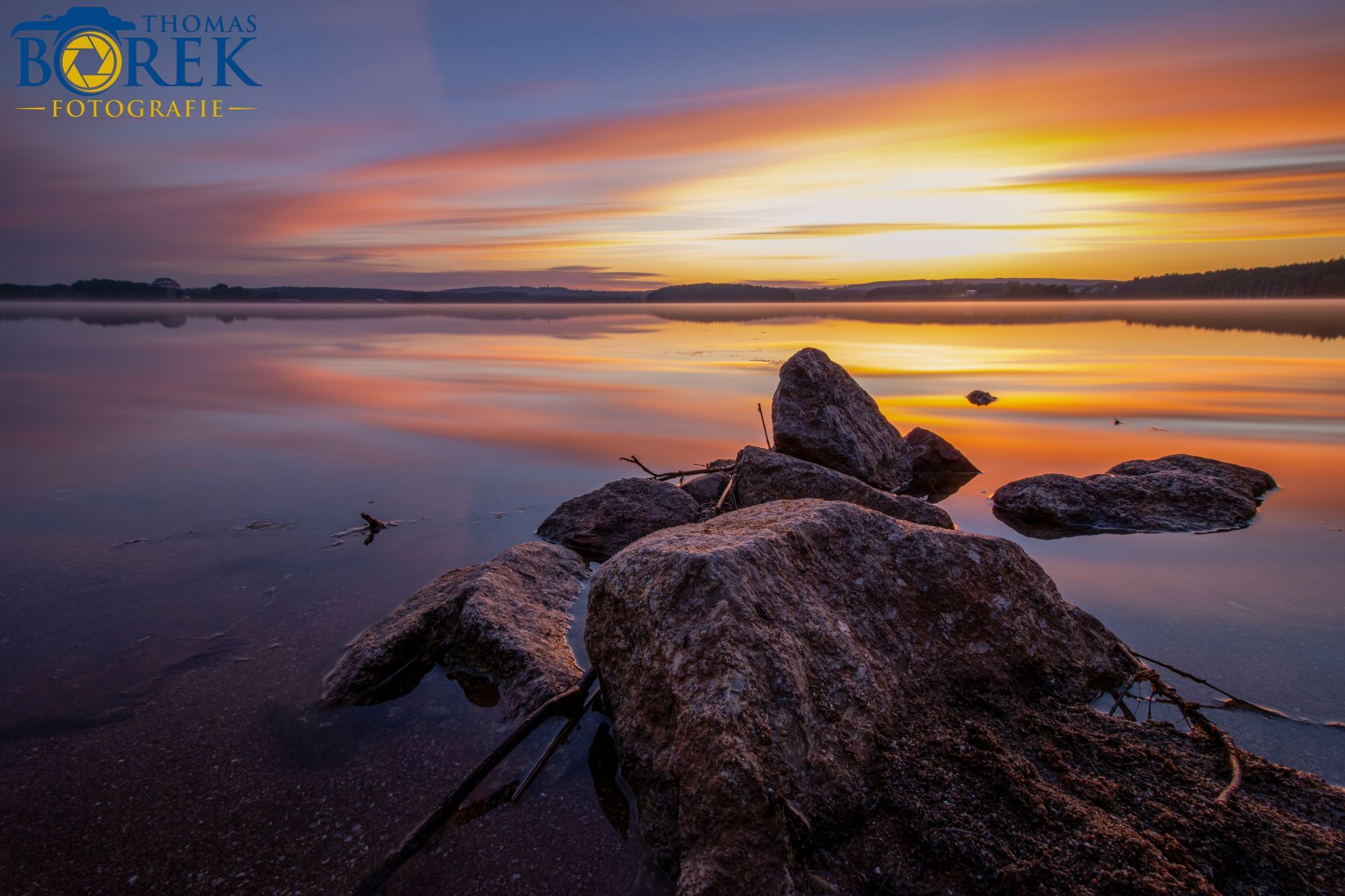 Sonnenaufgang am See