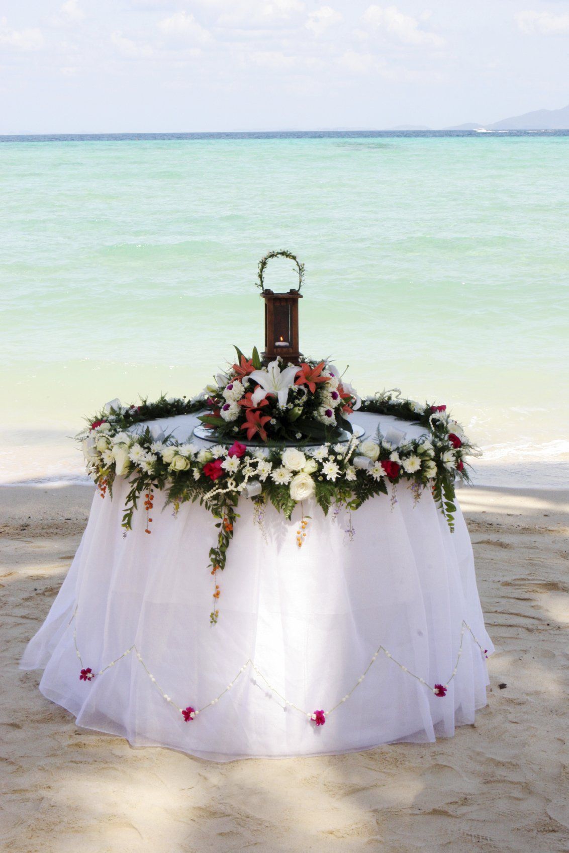 Hochzeitstisch am Strand