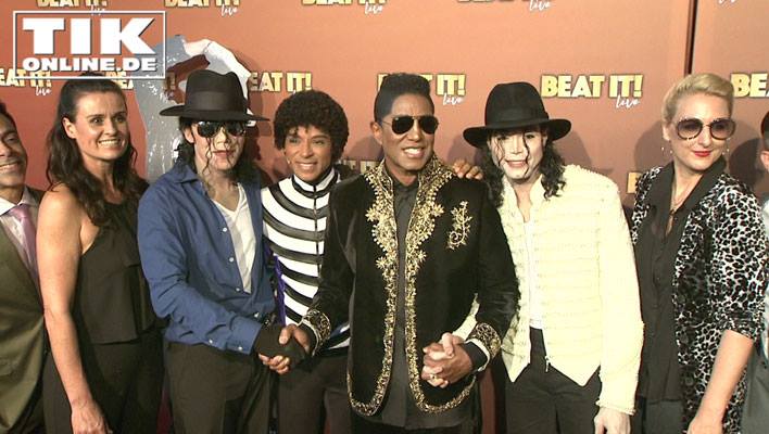 Die Darsteller des Musicals mit Andreana Clemenz und Jermaine Jackson