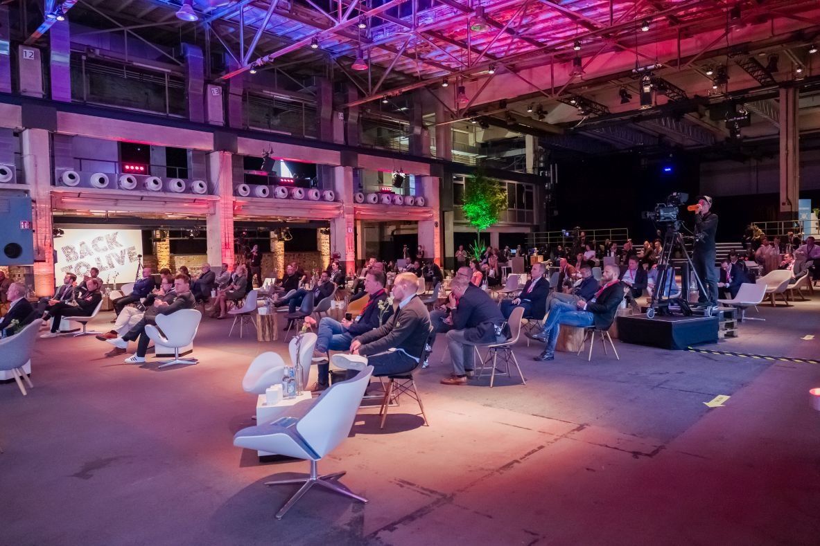 Publikum der Back to Life Veranstaltung