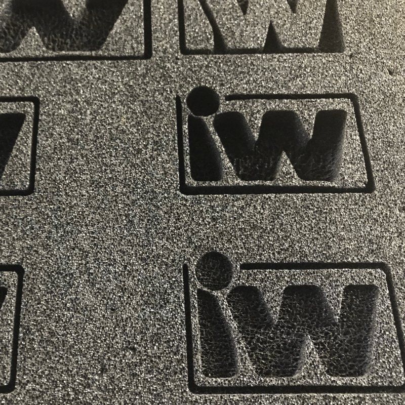 Gravur in PE-Schaumstoff