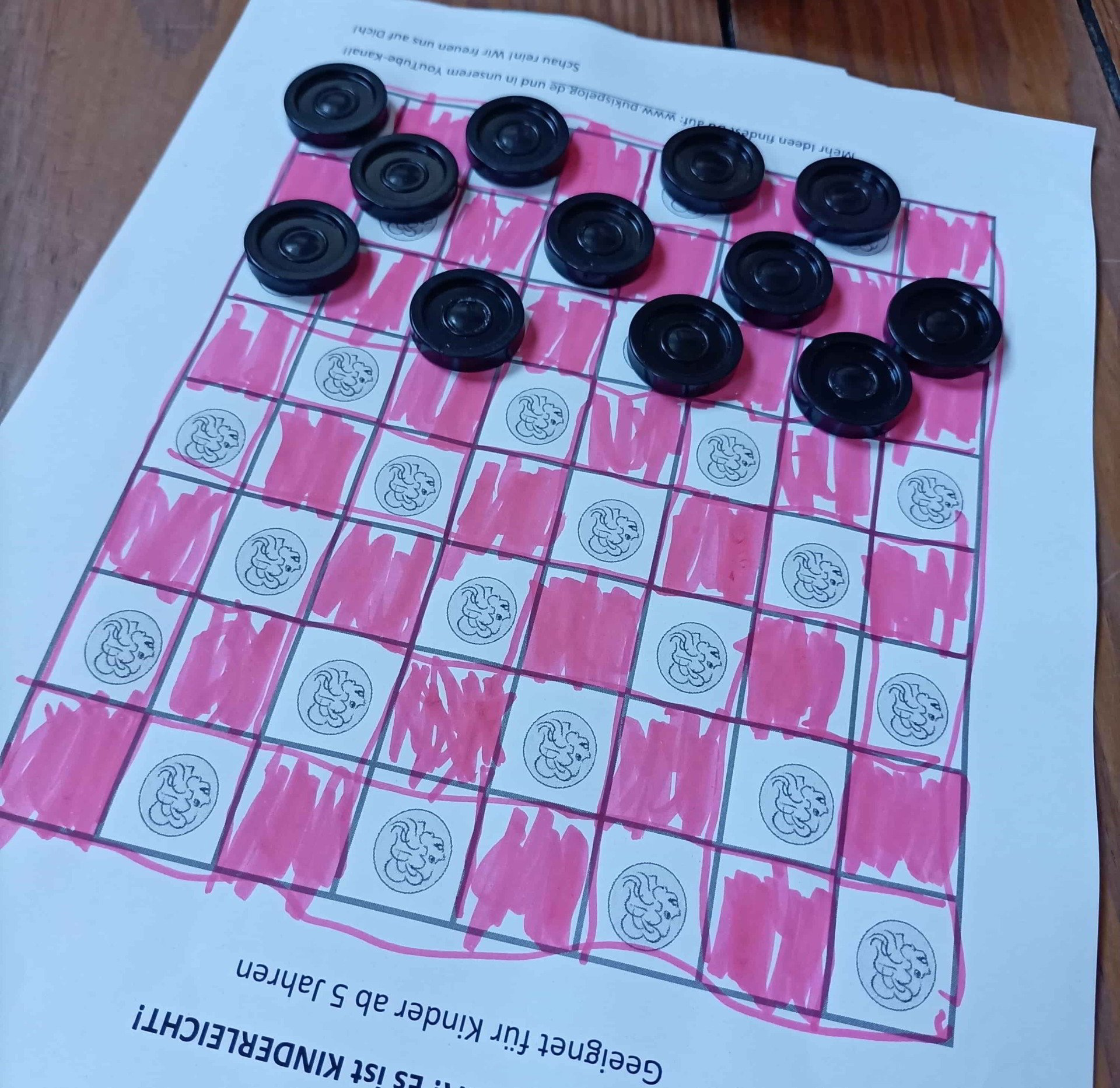 Spielvorlage DAME DAME für Kinder