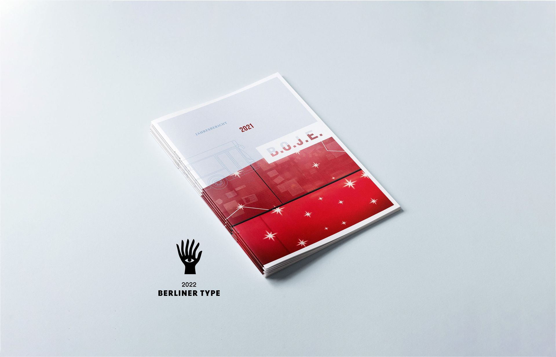 B.O.J.E. Annual-Report 2021, Editorial, Coverdesign mit Jahreszahl und BOJE-Logoschriftzug und Sternenbild